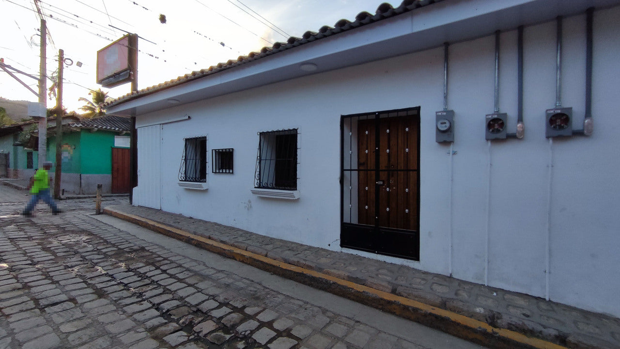 Propiedad A007 (Local Comercial) - Cantarranas, Francisco Morazán
